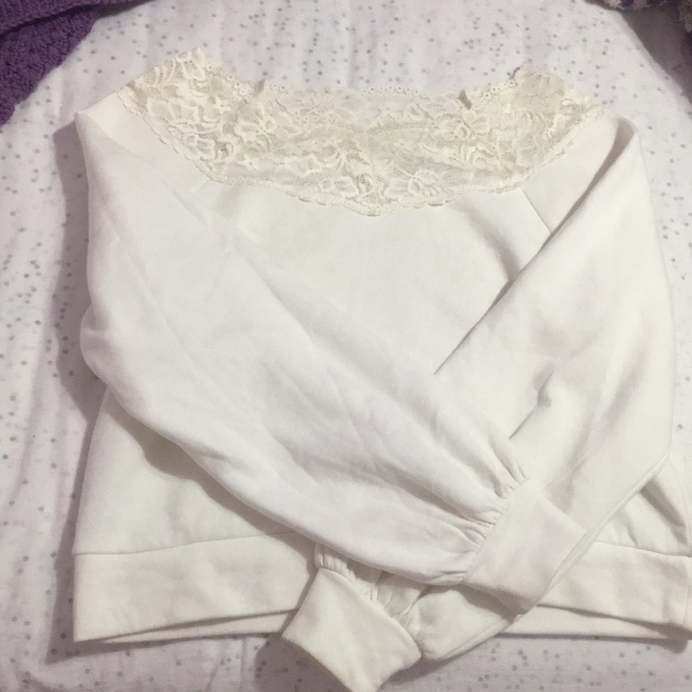 Off the shoulder sweater - Picture 3 of 6